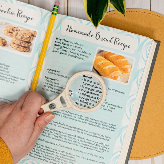 Carson MagnetMag™ Weizenlupe DX-50EF – haftet an Metall, 3× mit 6× Spotlinse