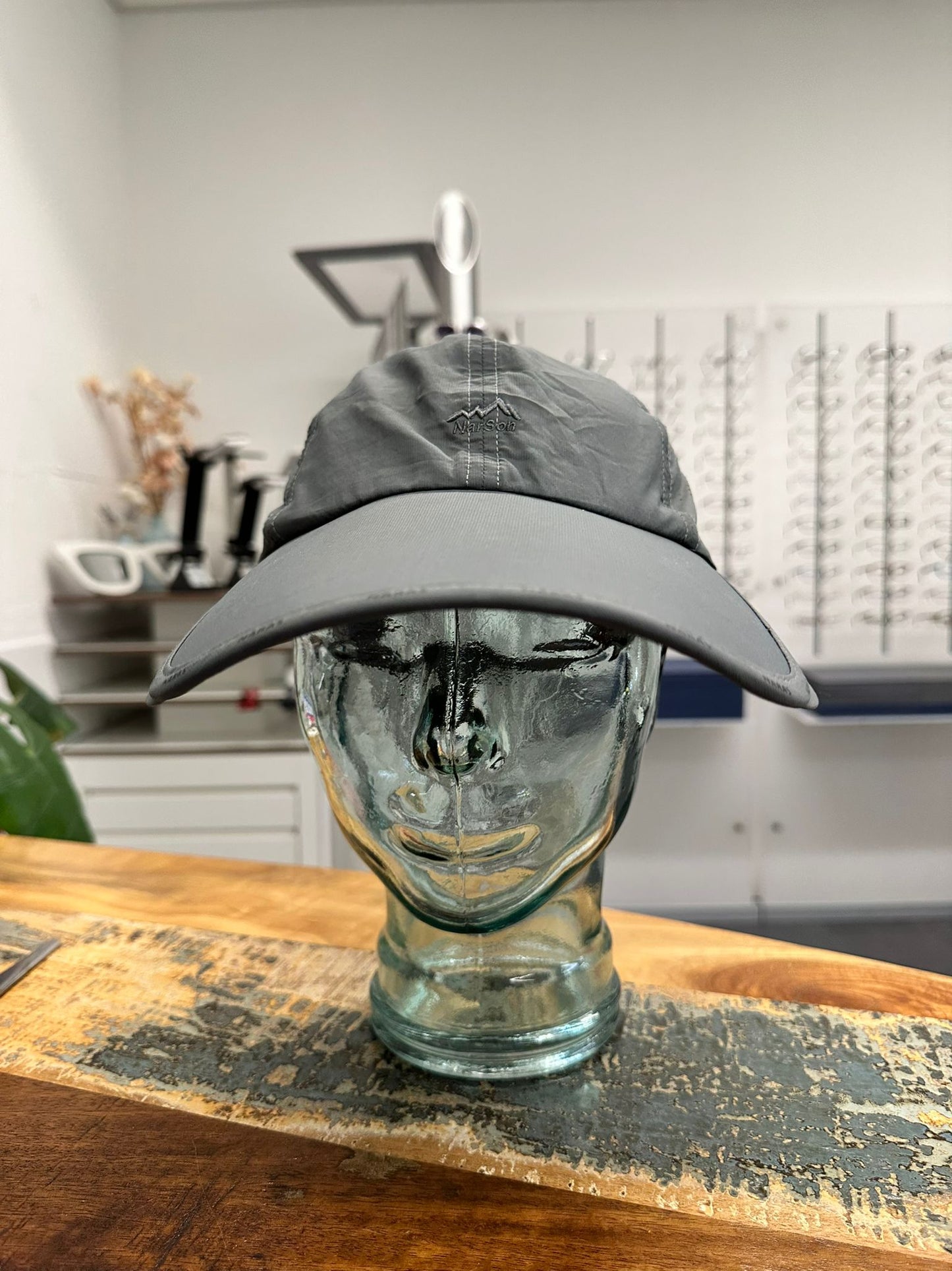 Baseballkappe mit erweiterter Krempe - Grau