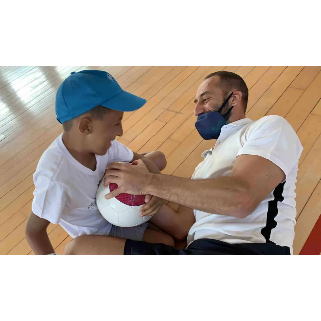 Medino Rassel-Fußball – Größe 4 - Spiel