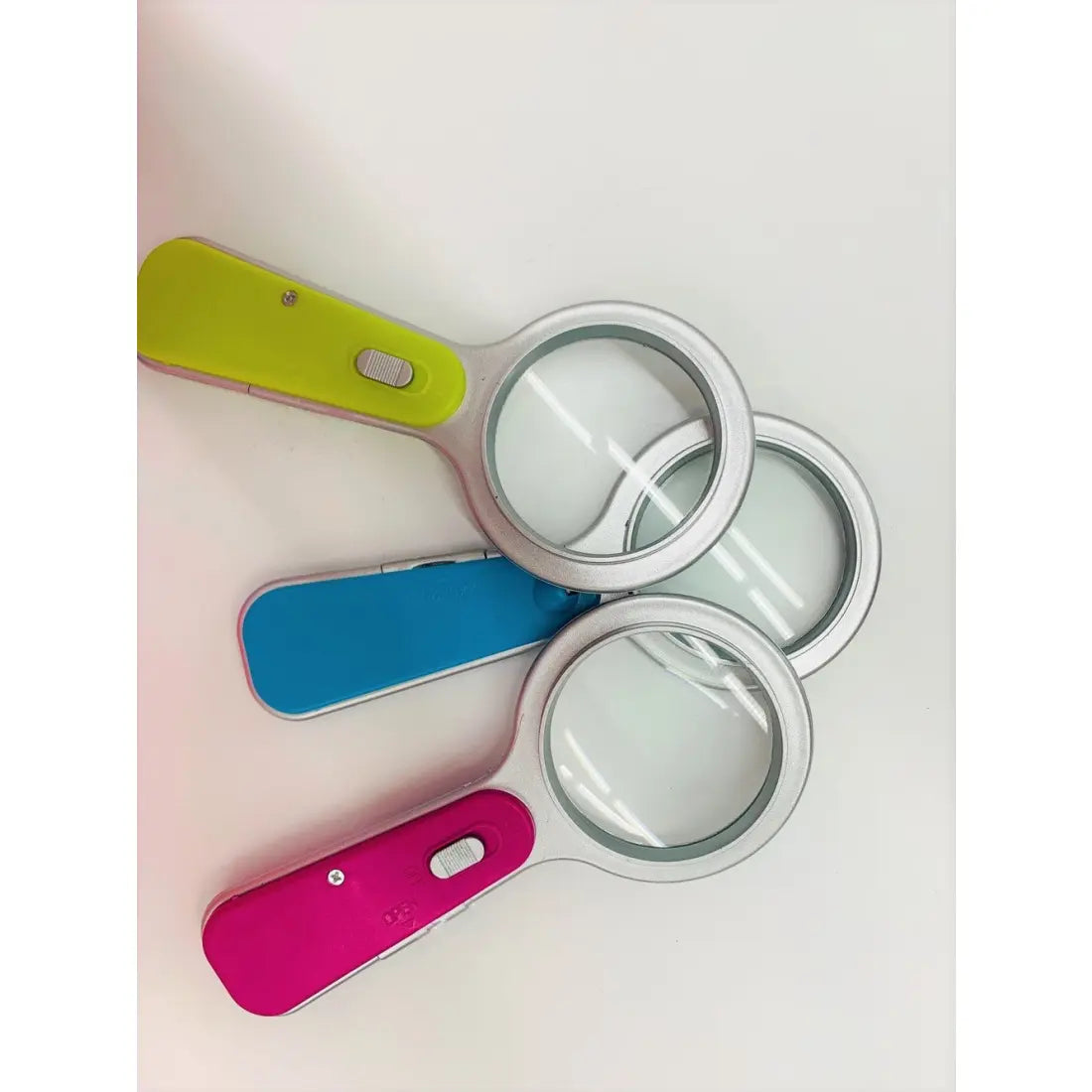 mobile Handlupe mit Beleuchtung - Handlupe