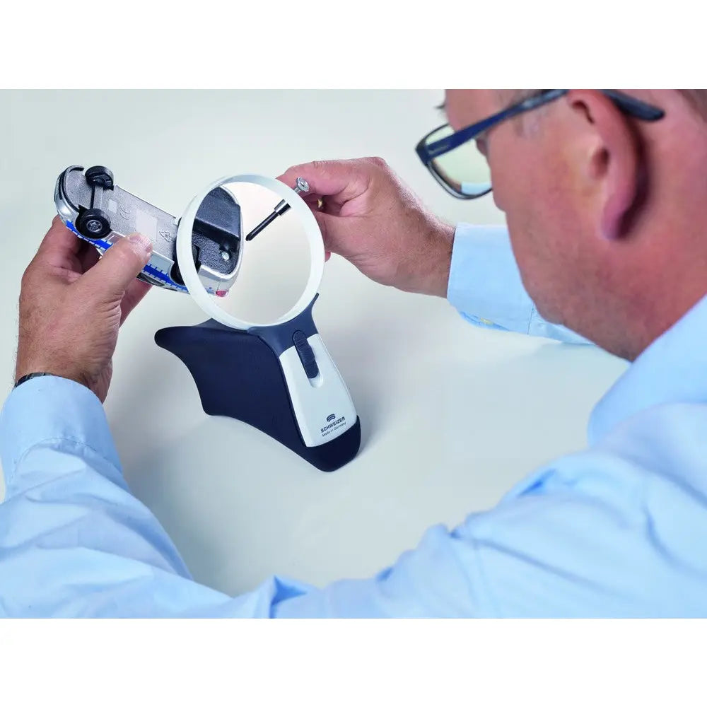 Schweizer ERGO-Lux Beleuchtete Handlupe - Handlupe