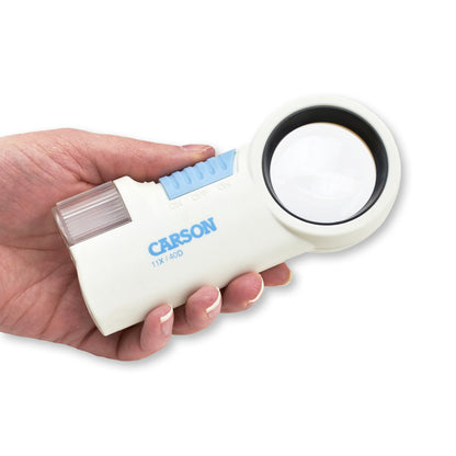 Carson MagniFlash CP-40 – asphärische 11× Lupe mit LED Taschenlampenfunktion