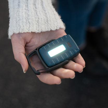 Carson KL-20 – kompakte COB LED Taschenlampe mit Weiß- &amp; Rotlicht, Standfuß, Haken &amp; 4 Modi