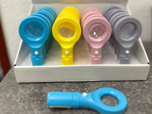 Mini-Lupe TE-B0367 – 15× Vergrößerung 4 LEDs + UV, Taschenformat