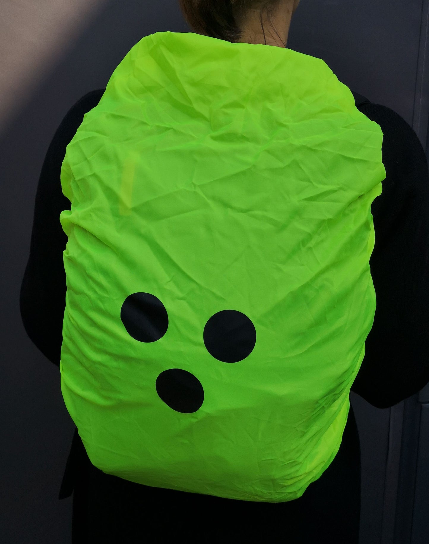Regenabdeckung für Rucksack mit Blindensymbol